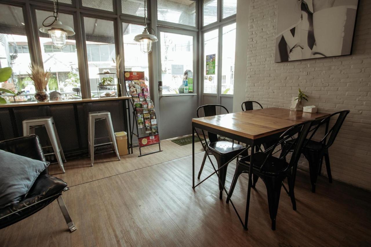 Fashen Poshtel Bed and Breakfast Τσιάνγκ Μάι Εξωτερικό φωτογραφία